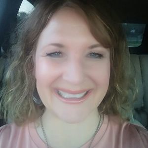 Meet your Posher, Lanelle